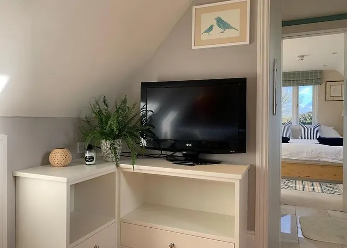 Annexe Near Malmesbury / Tetbury